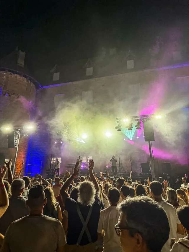 Concert — Prairie du Château, Afreecanard